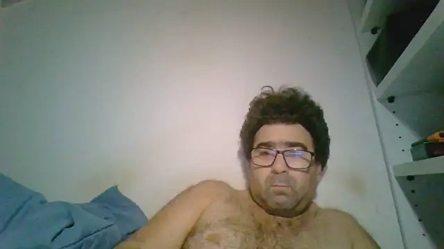 Snapshot of gerilom8787 chatting on October 15, 2025, 10:51 pm gerilom8787 online show from October 15, 2025, 10:51 pm