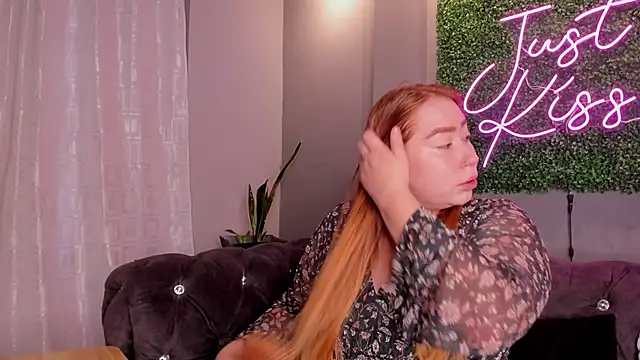 hannamartinn online show from October 9, 2025, 3:45 pm