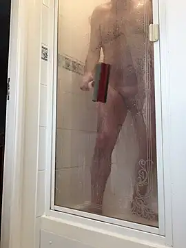 Free2cum4u online show from February 15, 2025, 11:06 am