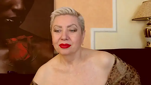 Snapshot of LadyPosh chatting on September 11, 2025, 8:53 pm LadyPosh online show from September 11, 2025, 8:53 pm