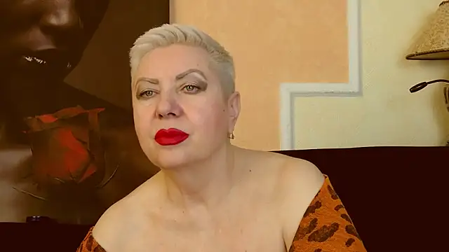 Snapshot of LadyPosh chatting on March 14, 2025, 9:32 pm LadyPosh online show from March 14, 2025, 9:32 pm