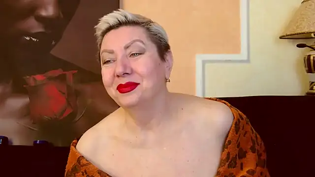 Snapshot of LadyPosh chatting on November 27, 2025, 8:31 pm LadyPosh online show from November 27, 2025, 8:31 pm