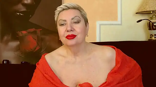 Snapshot of LadyPosh chatting on February 26, 2025, 4:30 am LadyPosh online show from February 26, 2025, 4:30 am