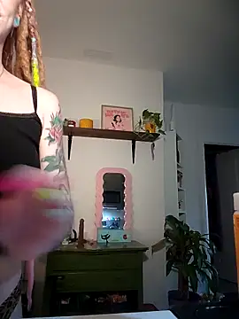 LucidLucy online show from March 23, 2026, 11:15 pm