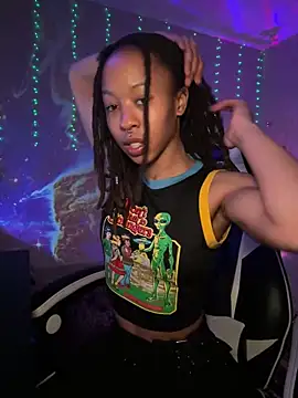 thebrattygoddess online show from March 13, 2025, 11:16 pm