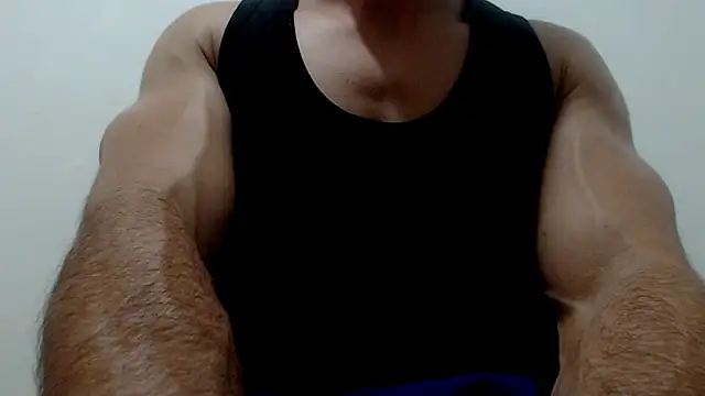 sexy fit guy on cam online show from September 23, 2025, 8:54 am