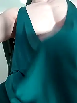 sexy fit guy on cam online show from September 9, 2025, 4:16 pm