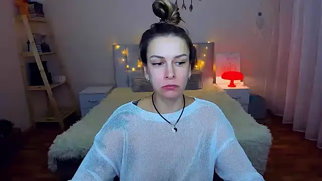 AlexiaDarren online show from March 3, 2025, 9:59 pm