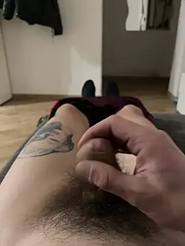 Io1994 online show from April 3, 2026, 11:33 pm