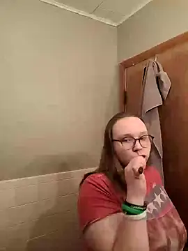 ZeTurtleMaster online show from January 5, 2025, 11:01 pm