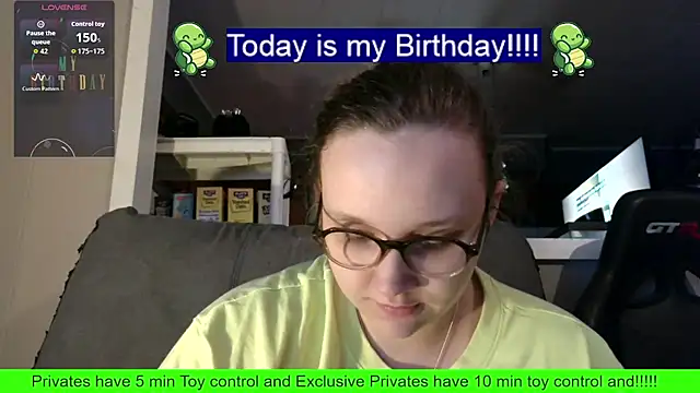 ZeTurtleMaster online show from September 26, 2025, 2:18 am