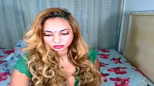 sexyindianchic online show from September 26, 2025, 5:53 pm