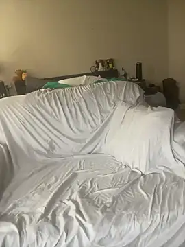 avgman76 online show from April 25, 2026, 6:05 pm