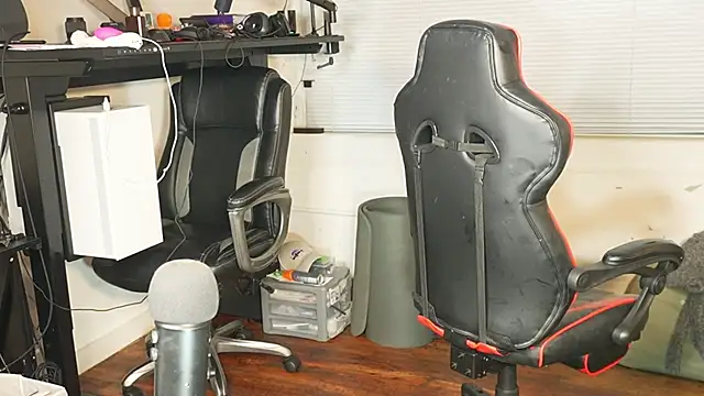 Bubbleliyah online show from September 18, 2025, 4:04 am