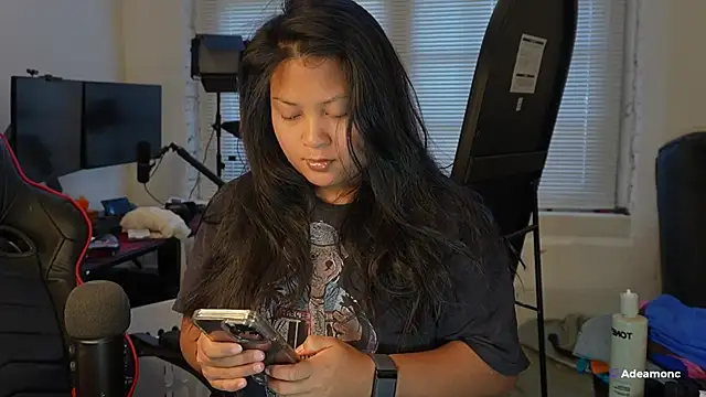 Bubbleliyah online show from December 16, 2025, 8:46 pm