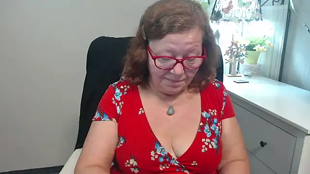 Adelewildx online show from September 9, 2025, 2:43 am