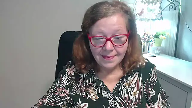 Adelewildx online show from September 25, 2025, 3:56 am