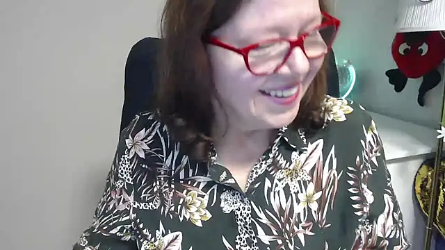 Adelewildx online show from March 11, 2025, 7:46 am