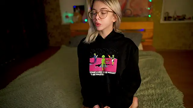 Allison Cuty online show from March 20, 2025, 12:19 am