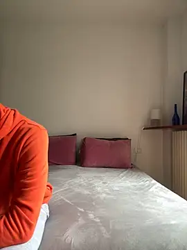 couplepenetration online show from March 9, 2025, 9:35 am