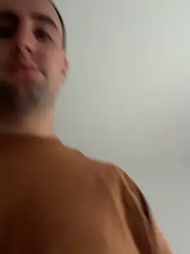 couplepenetration online show from September 26, 2025, 8:32 am