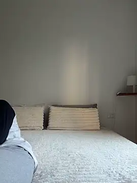 couplepenetration online show from September 30, 2025, 9:26 am