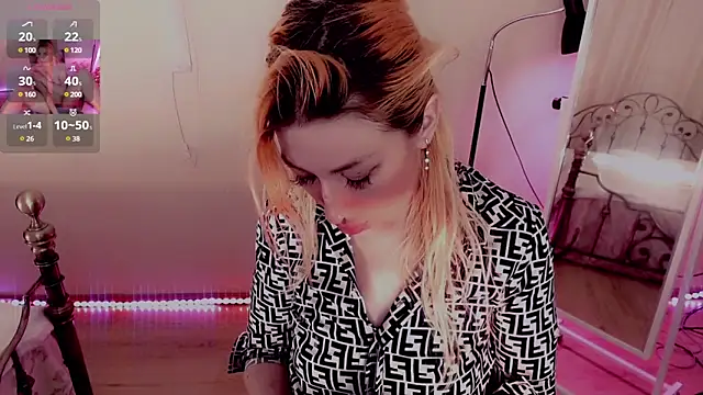 AnnieGOld  online show from March 2, 2025, 10:13 pm