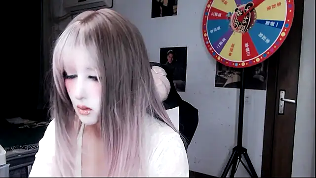 candy cola online show from February 16, 2025, 1:25 am