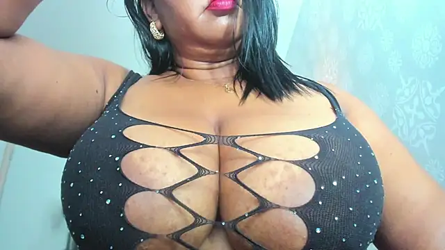 Ebonybreastvh online show from February 26, 2025, 11:19 pm