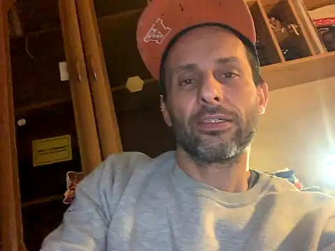 FireFox Feel online show from November 22, 2025, 5:28 am