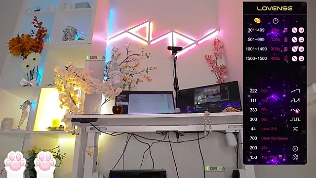 Elena-Marilyn online show from September 13, 2025, 7:36 pm