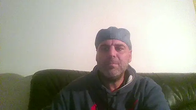 espartano20212021 online show from December 22, 2025, 9:15 pm