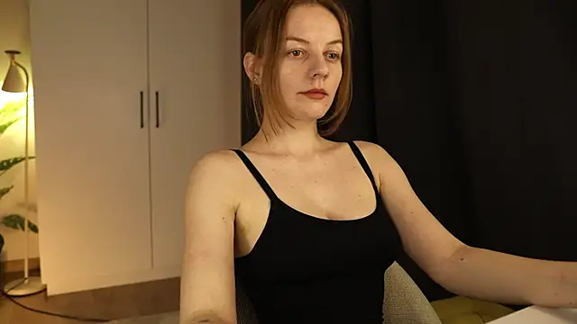 LadyInBad online show from November 8, 2025, 7:06 pm