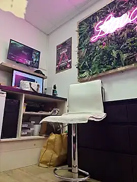 Nathotsexy1 online show from December 3, 2024, 2:00 pm