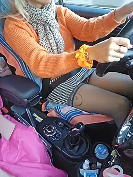 Nathotsexy1 online show from November 25, 2025, 8:58 am