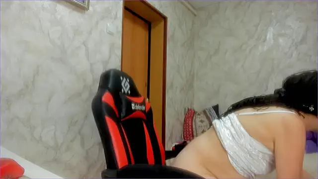 Cutie orgasm online show from October 8, 2025, 3:35 pm