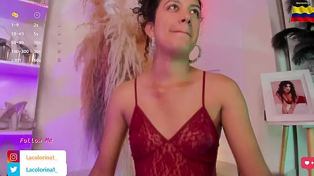 LaColorina  online show from October 24, 2025, 6:51 pm