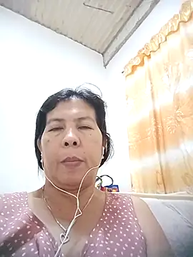 TropicalFlower online show from October 21, 2025, 10:14 am