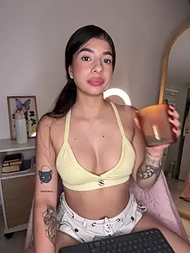 Veronica ar online show from April 12, 2026, 2:59 am