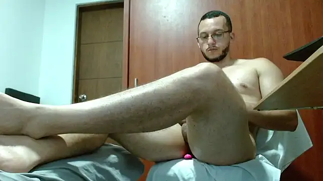 MarcusMilarc online show from March 20, 2025, 2:40 am