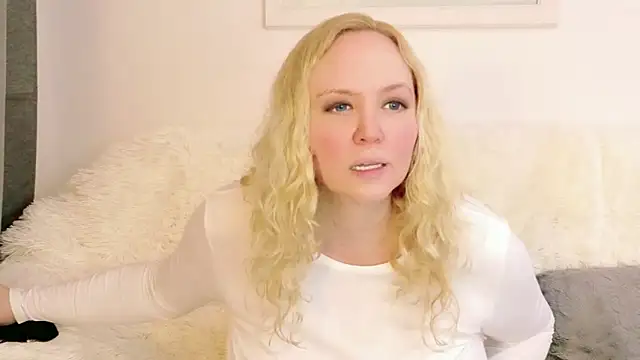 Sarah4you online show from March 22, 2026, 12:14 am