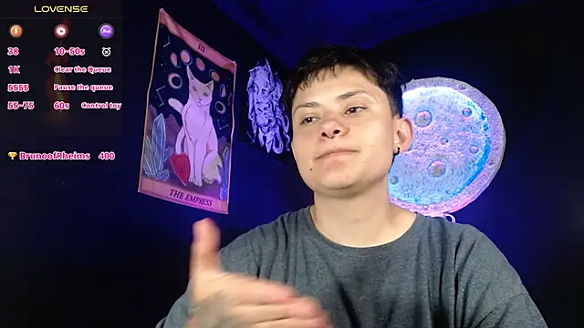 girl intense444 online show from January 5, 2026, 5:27 pm