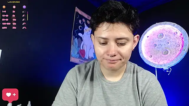 girl intense444 online show from March 21, 2026, 1:26 pm