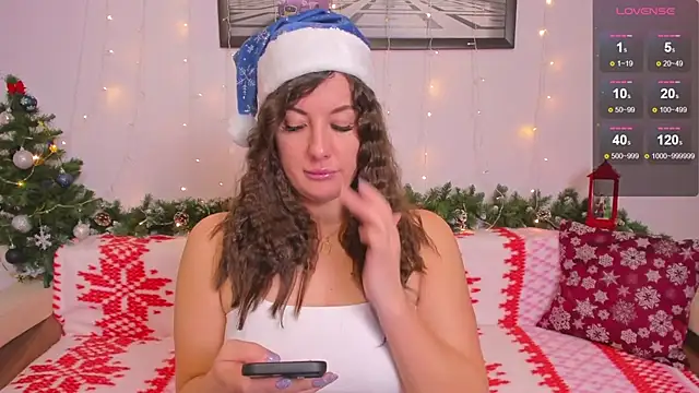 CrazyBeach online show from December 31, 2024, 2:14 pm