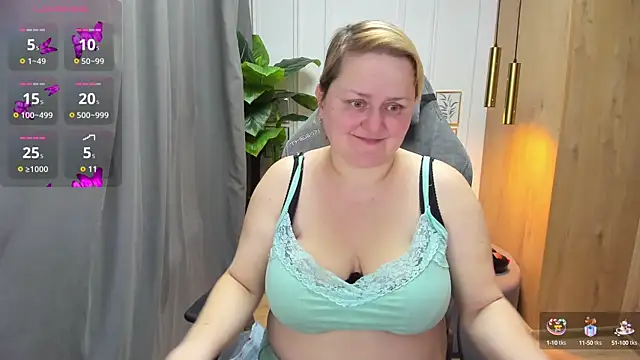 ScarlettSoft online show from March 18, 2025, 9:23 am