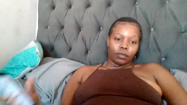 cherryontopy online show from March 18, 2025, 1:44 pm