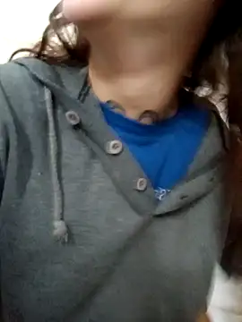 Blulilla69 online show from October 8, 2025, 2:18 pm