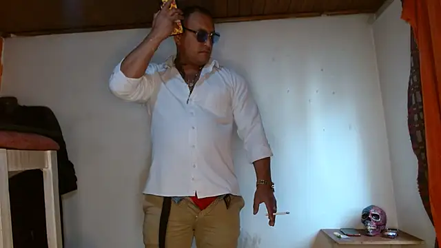 hardrock982 online show from March 13, 2025, 2:01 pm