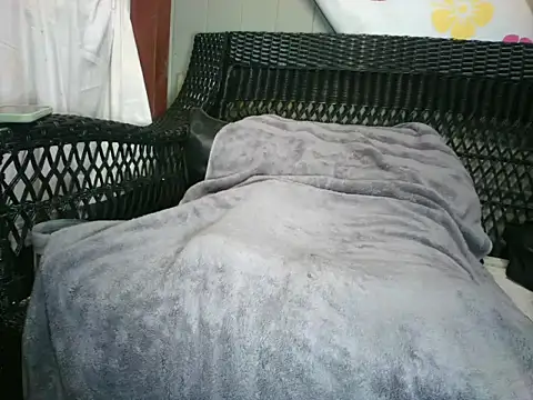 HungHawaiian808xh online show from April 11, 2026, 1:46 am