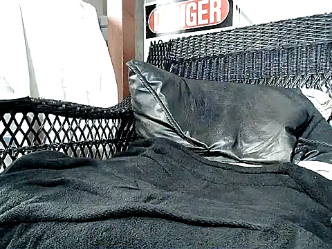 HungHawaiian808xh online show from October 31, 2025, 11:00 pm